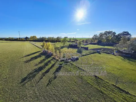 Prodej pozemku pro bydlení, Dívčice, 4272 m2