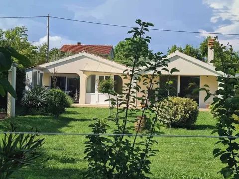 Prodej rodinného domu, Ližnjan, Chorvatsko, 103 m2