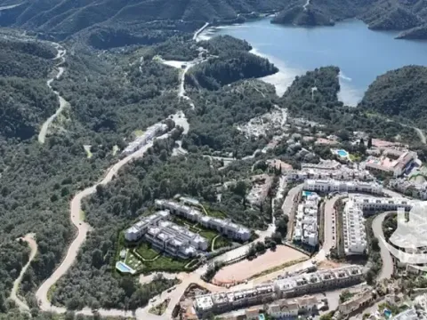 Prodej bytu 4+kk, Istán, Španělsko, 109 m2