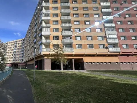 Pronájem bytu 3+1, Chomutov, Bezručova, 83 m2